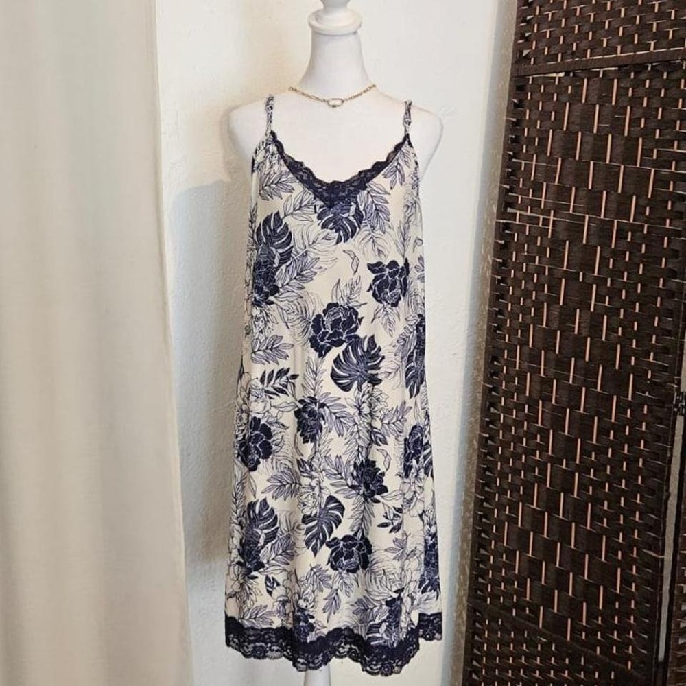 Women's Floral Blue and White Slip Dress with Lace Trim and Adjustable
